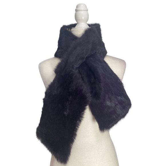 Tory Burch Rabbit Fur Pull Through Scarf NWT in Majestic Purple - Picture 7 of 10